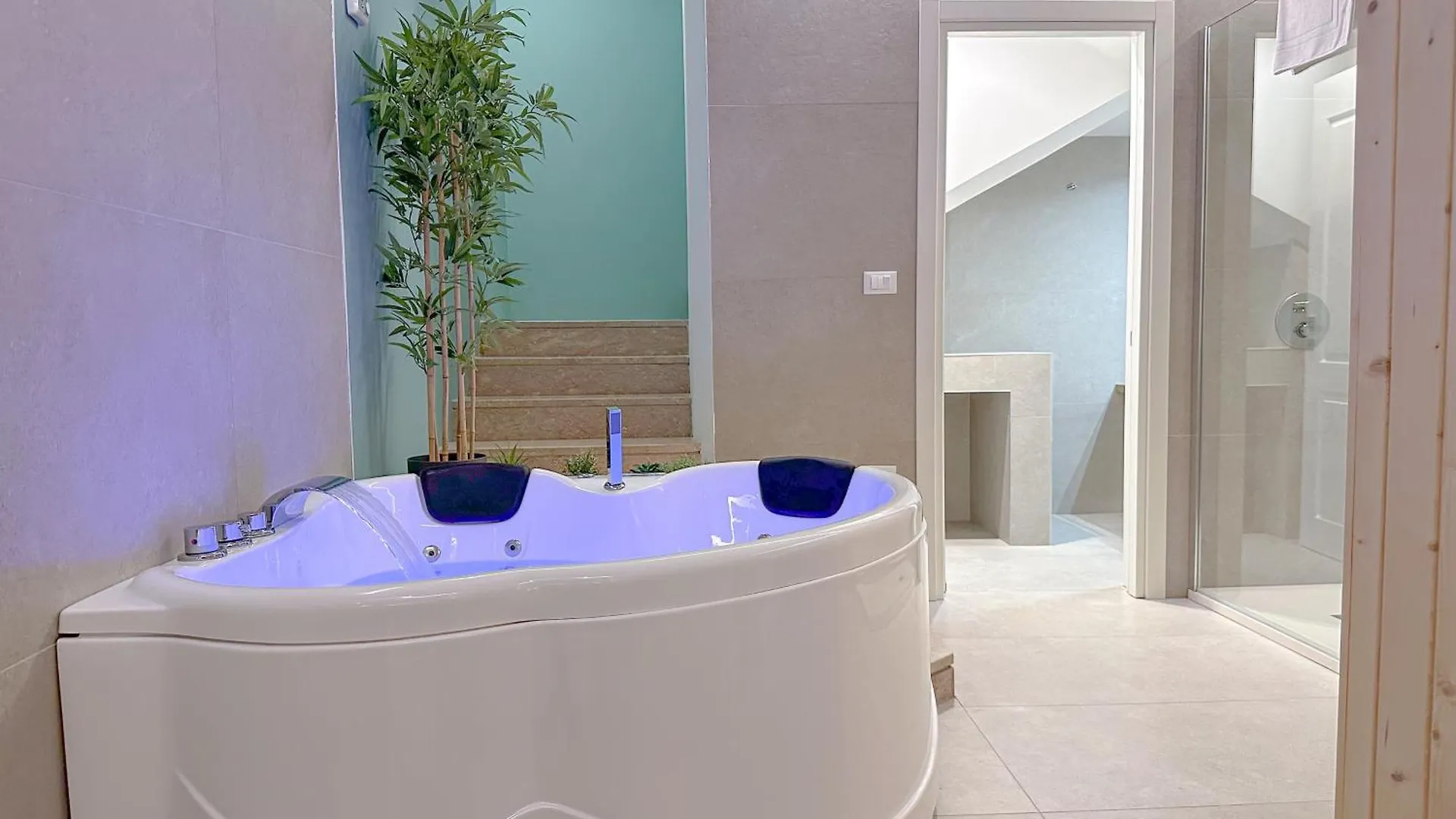 公寓 Banfi Luxury Spa - Sauna & Jacuzzi 米兰